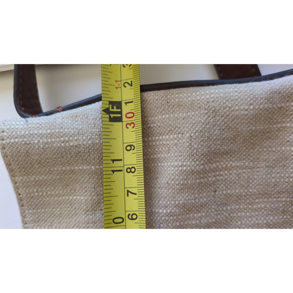 Lucky Brand Fabric Purse with Adjustable Leather Strap, Cream and Coral, ZIpper - Picture 10 of 12